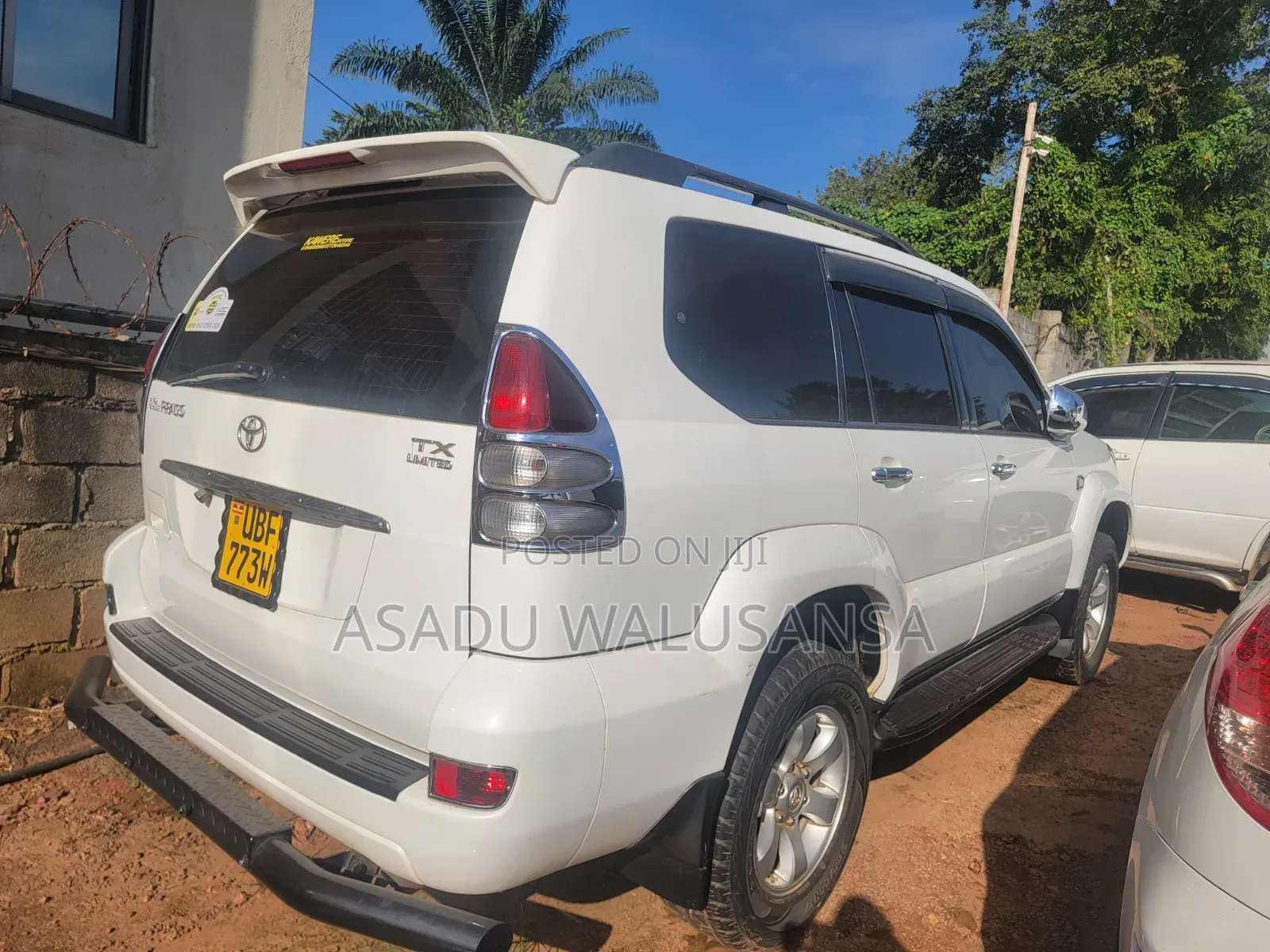 Toyota Land Cruiser Prado 2012 White
