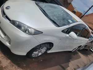 Toyota Wish 2012 White