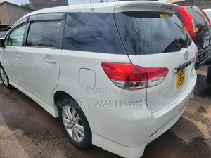 Toyota Wish 2012 White
