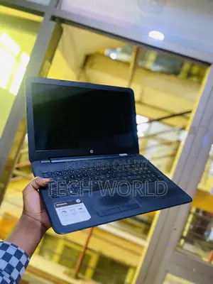Laptop HP 15-dw3031 8GB Intel Core i5 HDD 500GB