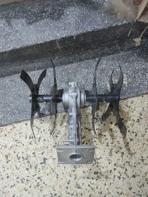 Manual Tiller Hoe/Gardening Cultivator