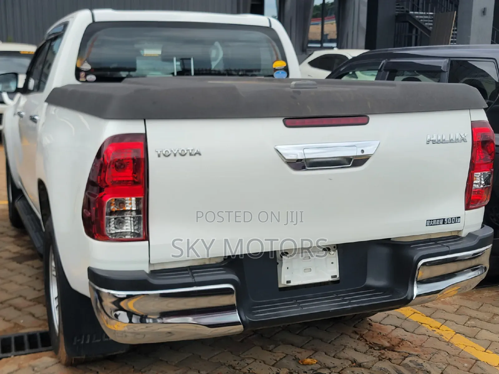 Toyota Hilux 2019 White