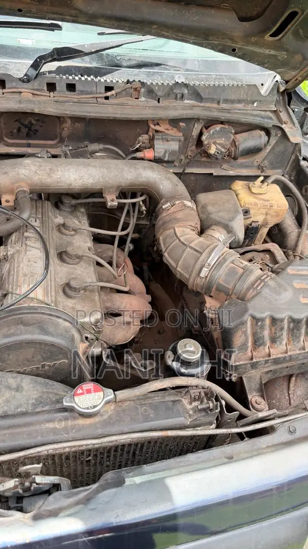 Suzuki Escudo 1994 Blue