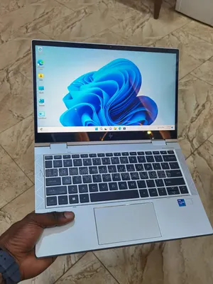 Laptop HP EliteBook 830 G8 16GB Intel Core i7 SSD 512GB