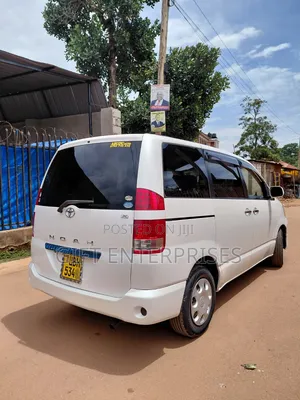 Toyota Noah 2006 White