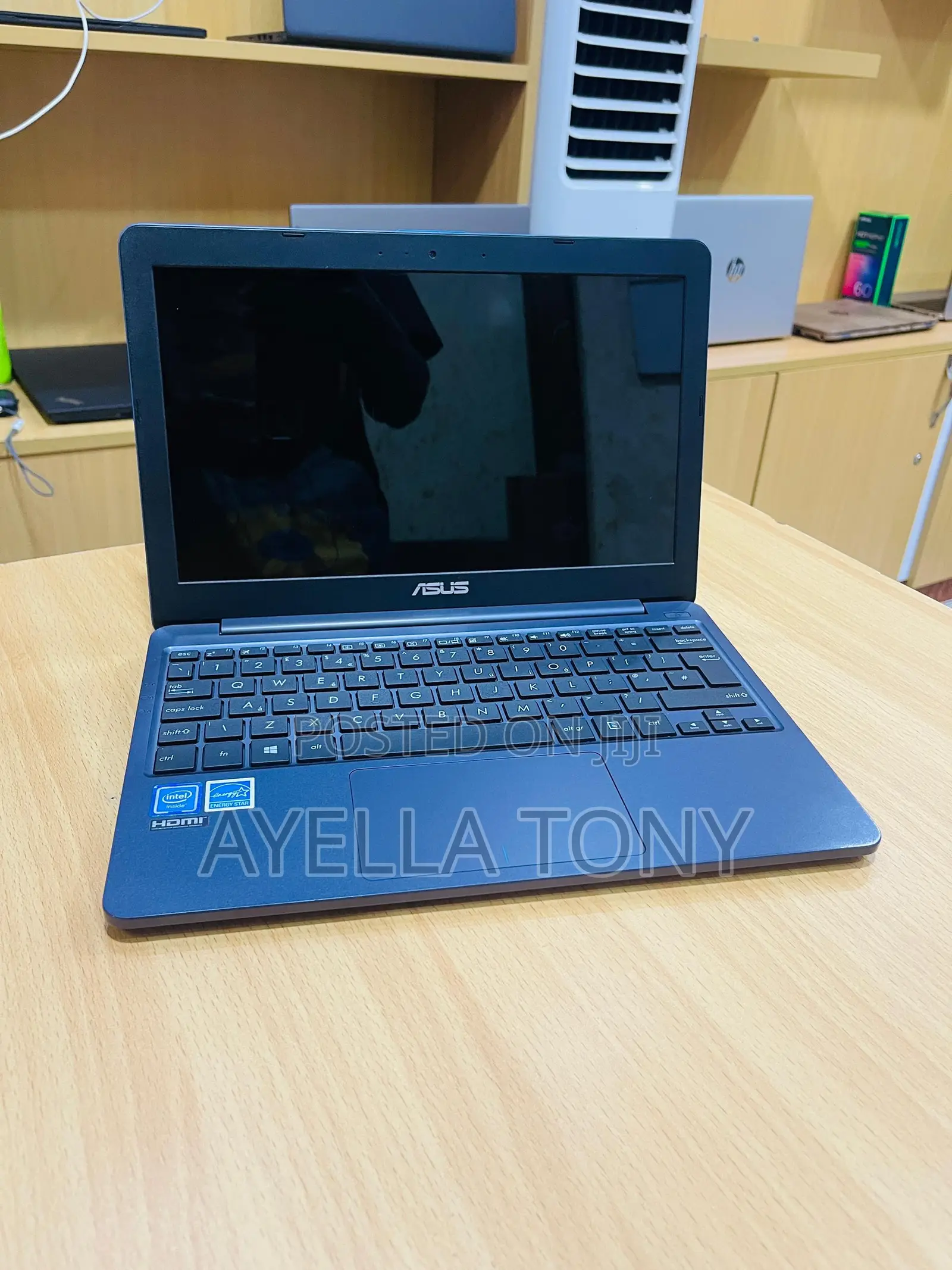 New Laptop Asus E203MA 2GB Intel Celeron SSD 32GB