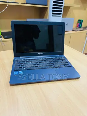 New Laptop Asus E203MA 2GB Intel Celeron SSD 32GB