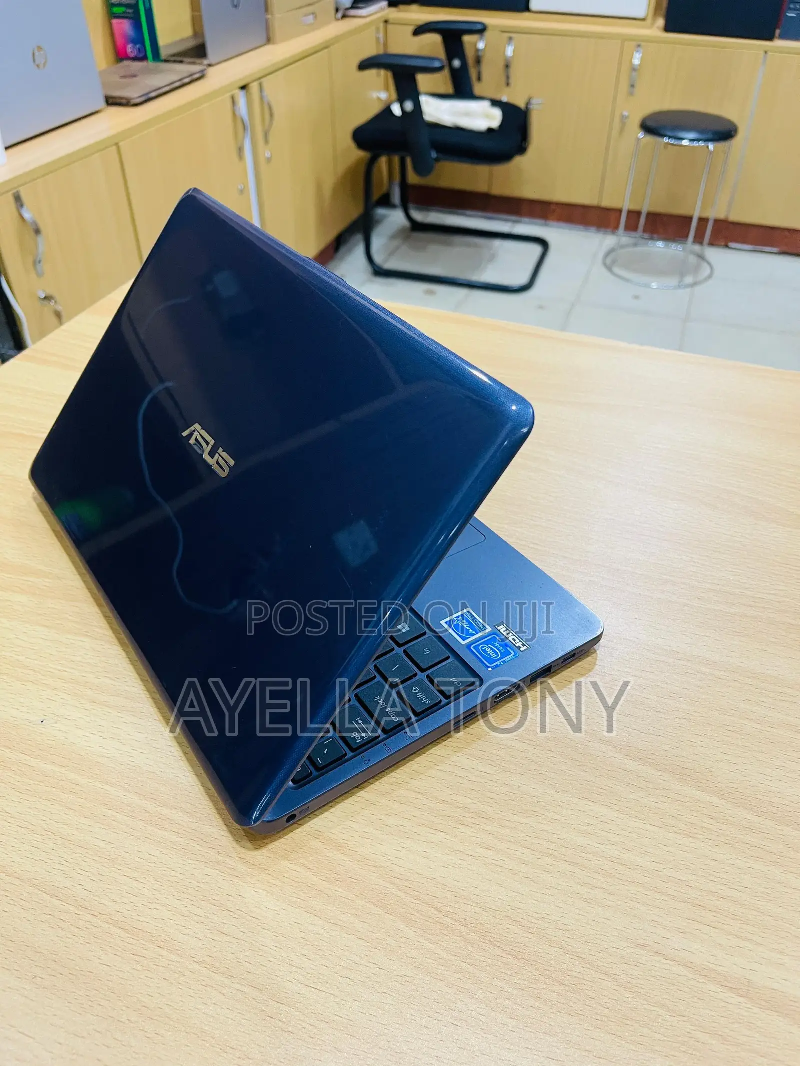 New Laptop Asus E203MA 2GB Intel Celeron SSD 32GB