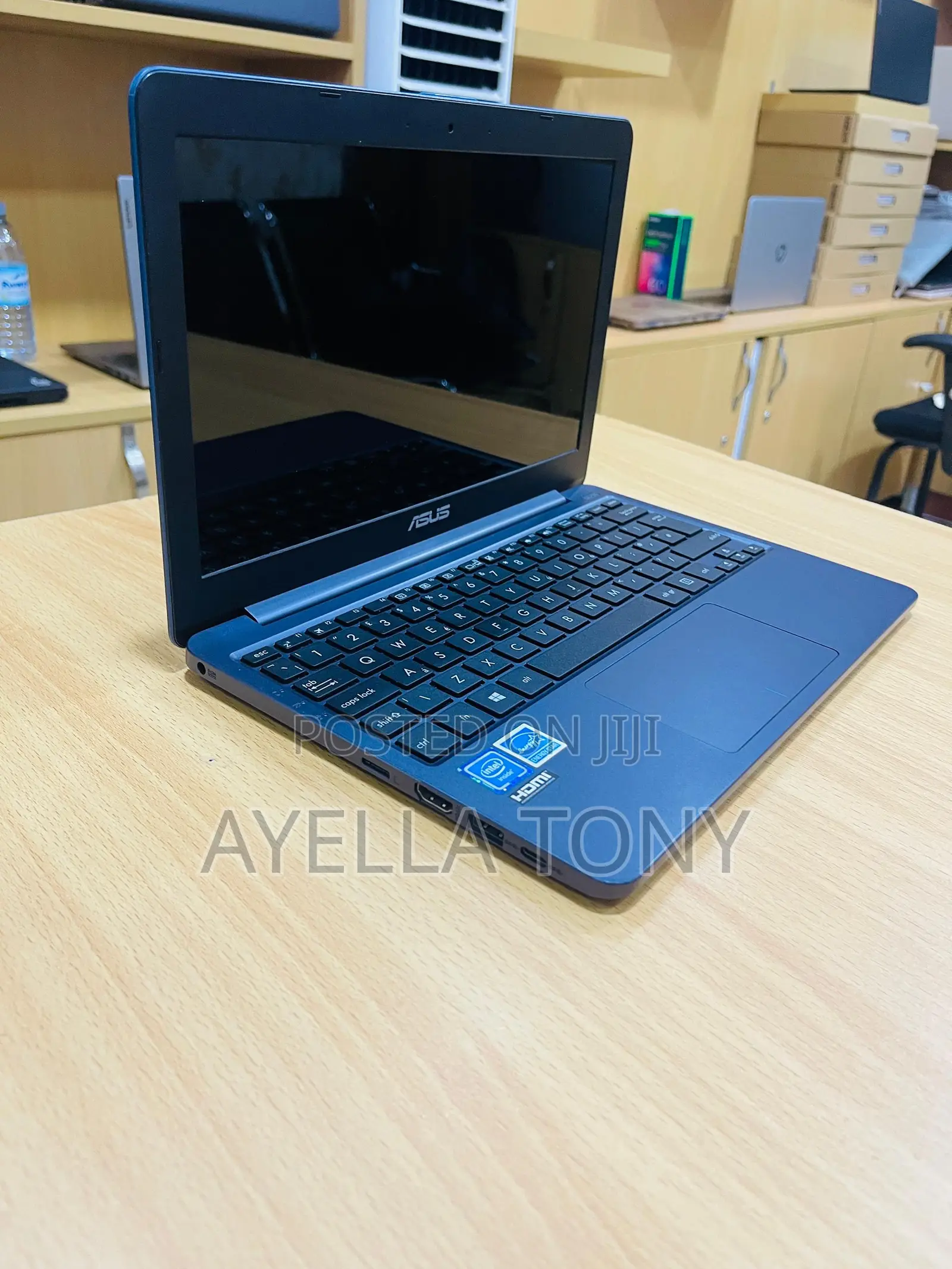 New Laptop Asus E203MA 2GB Intel Celeron SSD 32GB