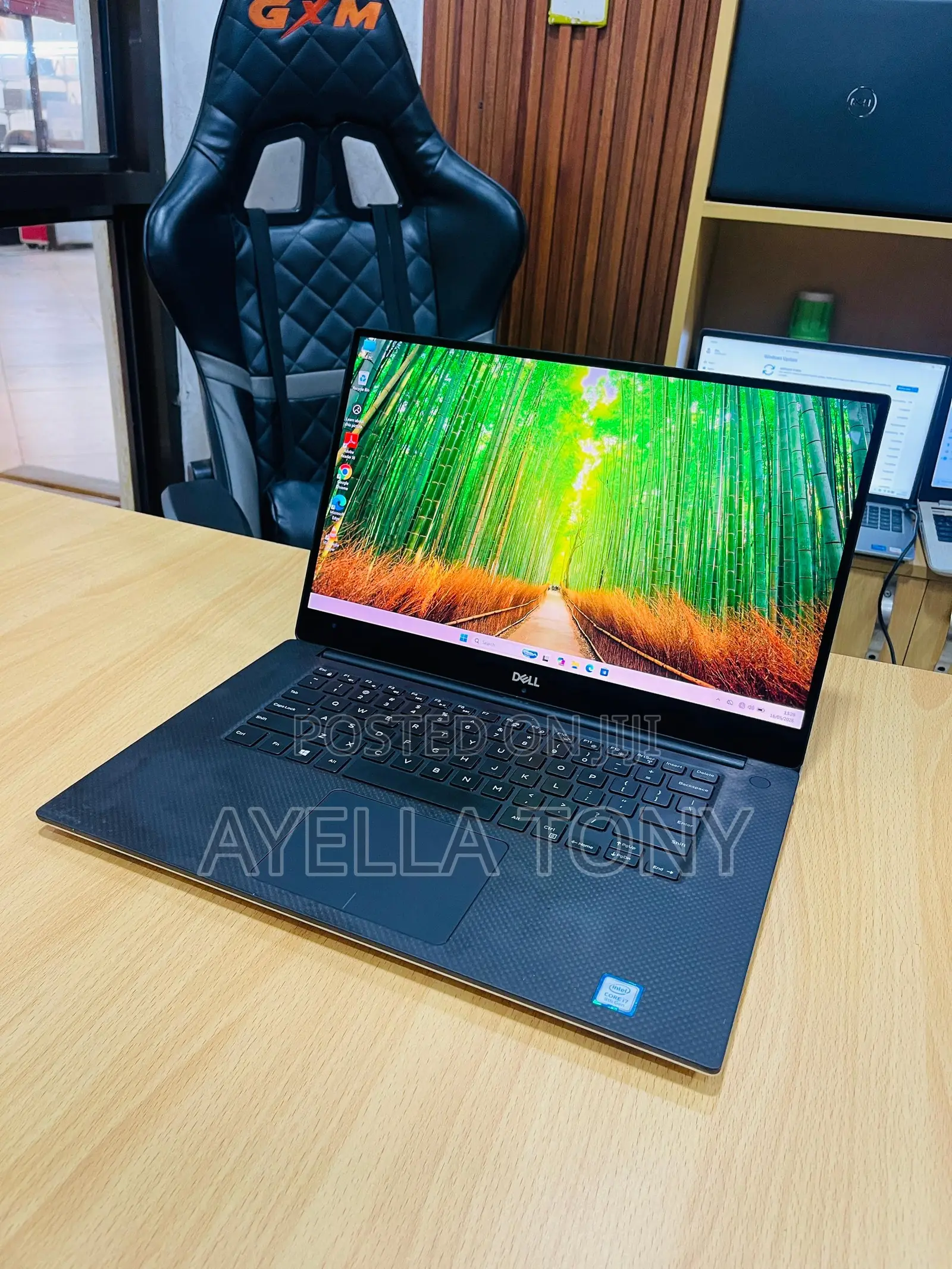 New Laptop Dell XPS 15 16GB Intel Core i7 SSD 512GB
