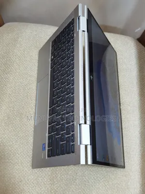 New Laptop HP EliteBook 830 G8 16GB Intel Core i7 SSD 512GB