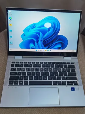 Laptop HP EliteBook 830 G8 16GB Intel Core i7 SSD 512GB