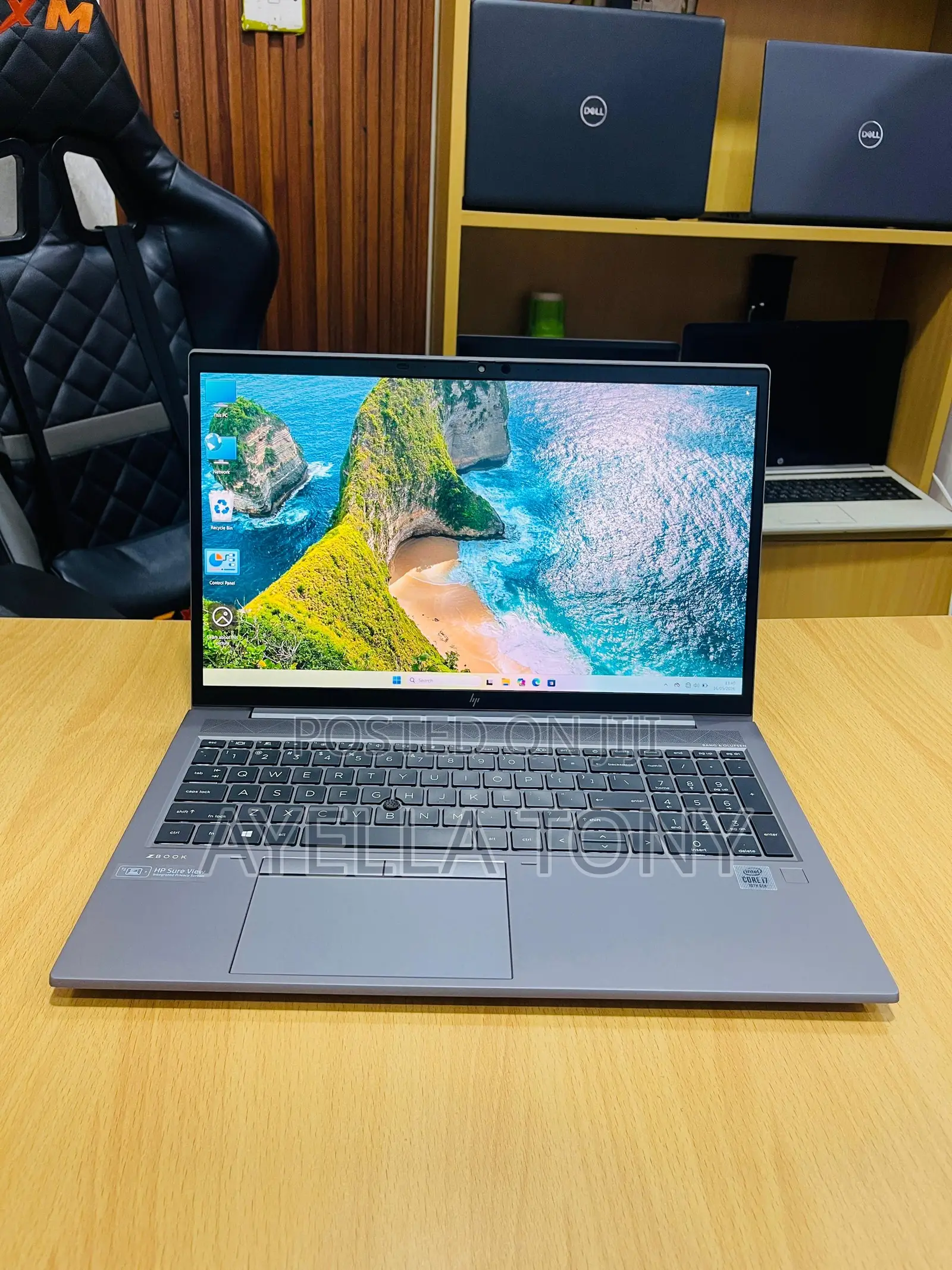 New Laptop HP ZBook Firefly 15 G7 16GB Intel Core i7 SSD 512GB
