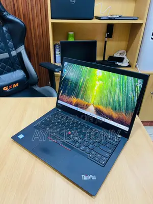 New Laptop Lenovo ThinkPad T490s 8GB Intel Core i5 SSD 256GB