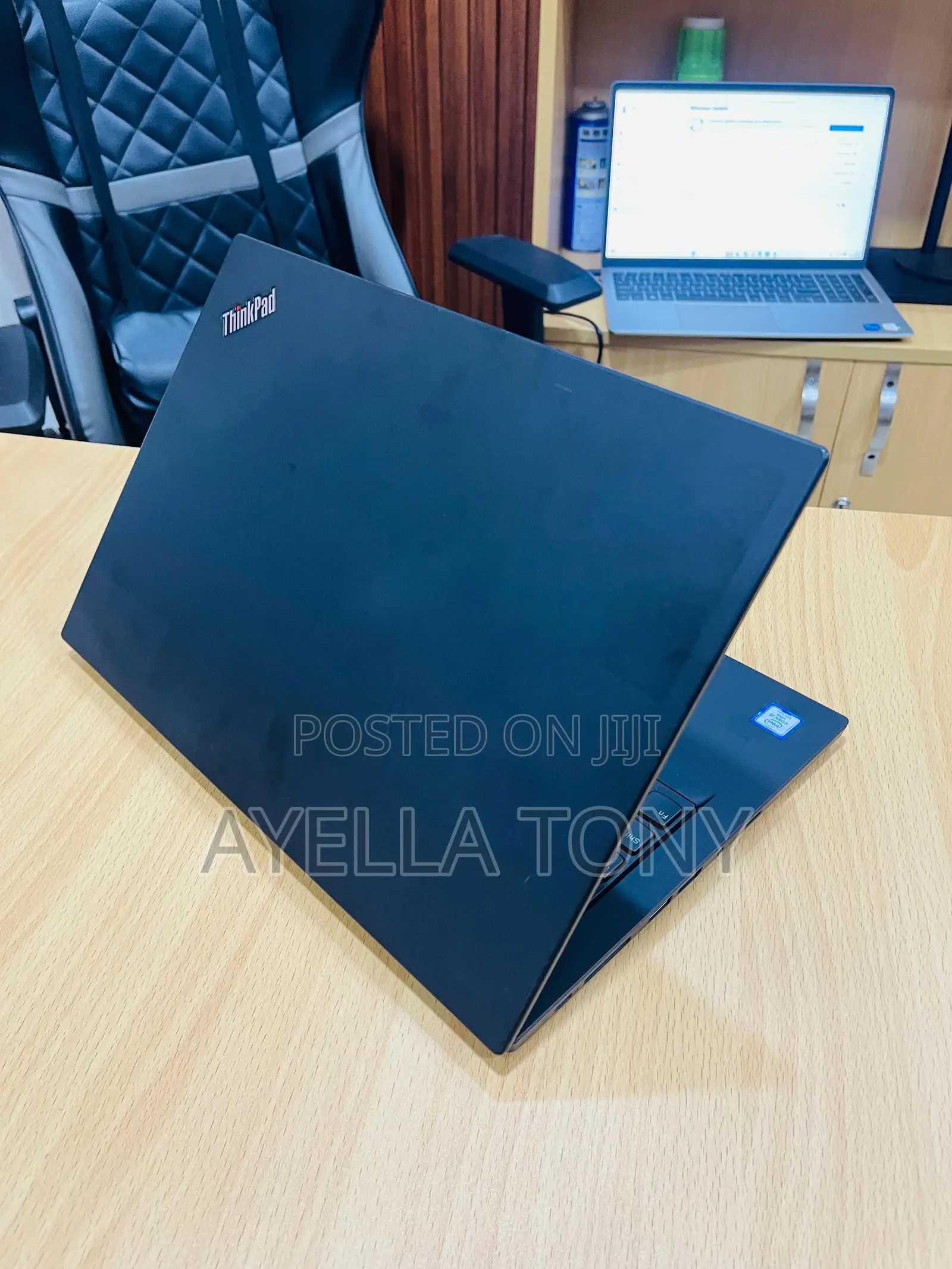 New Laptop Lenovo ThinkPad T490s 8GB Intel Core i5 SSD 256GB