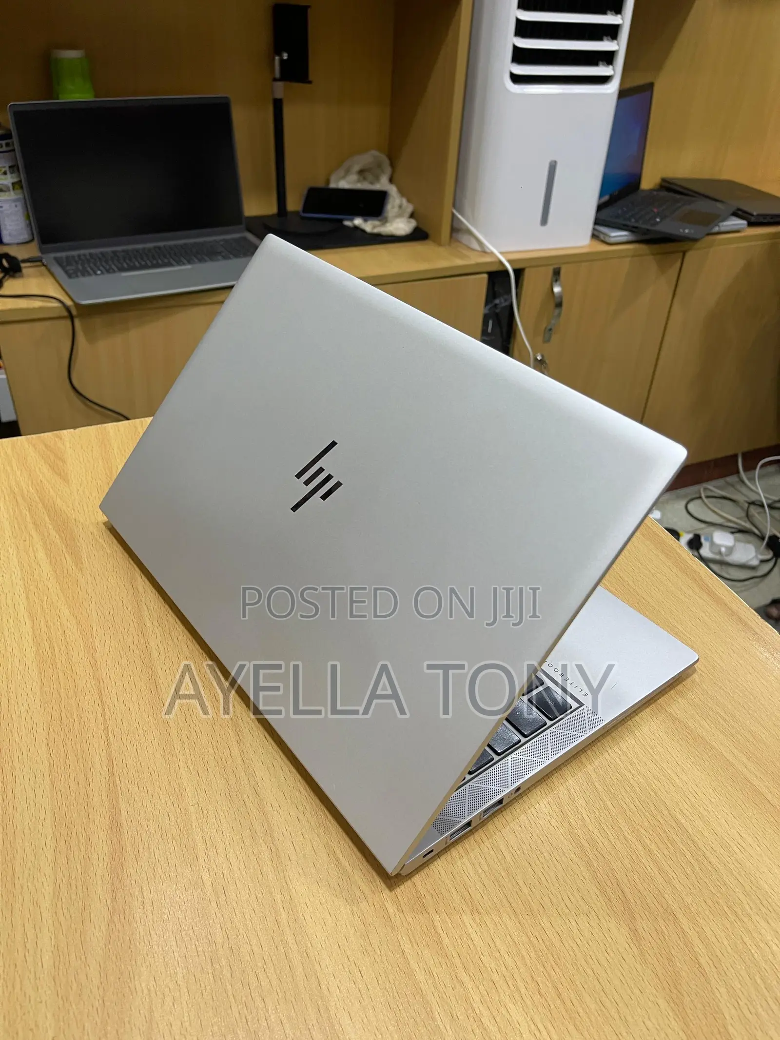 New Laptop HP EliteBook 840 G8 8GB Intel Core i5 SSD 256GB