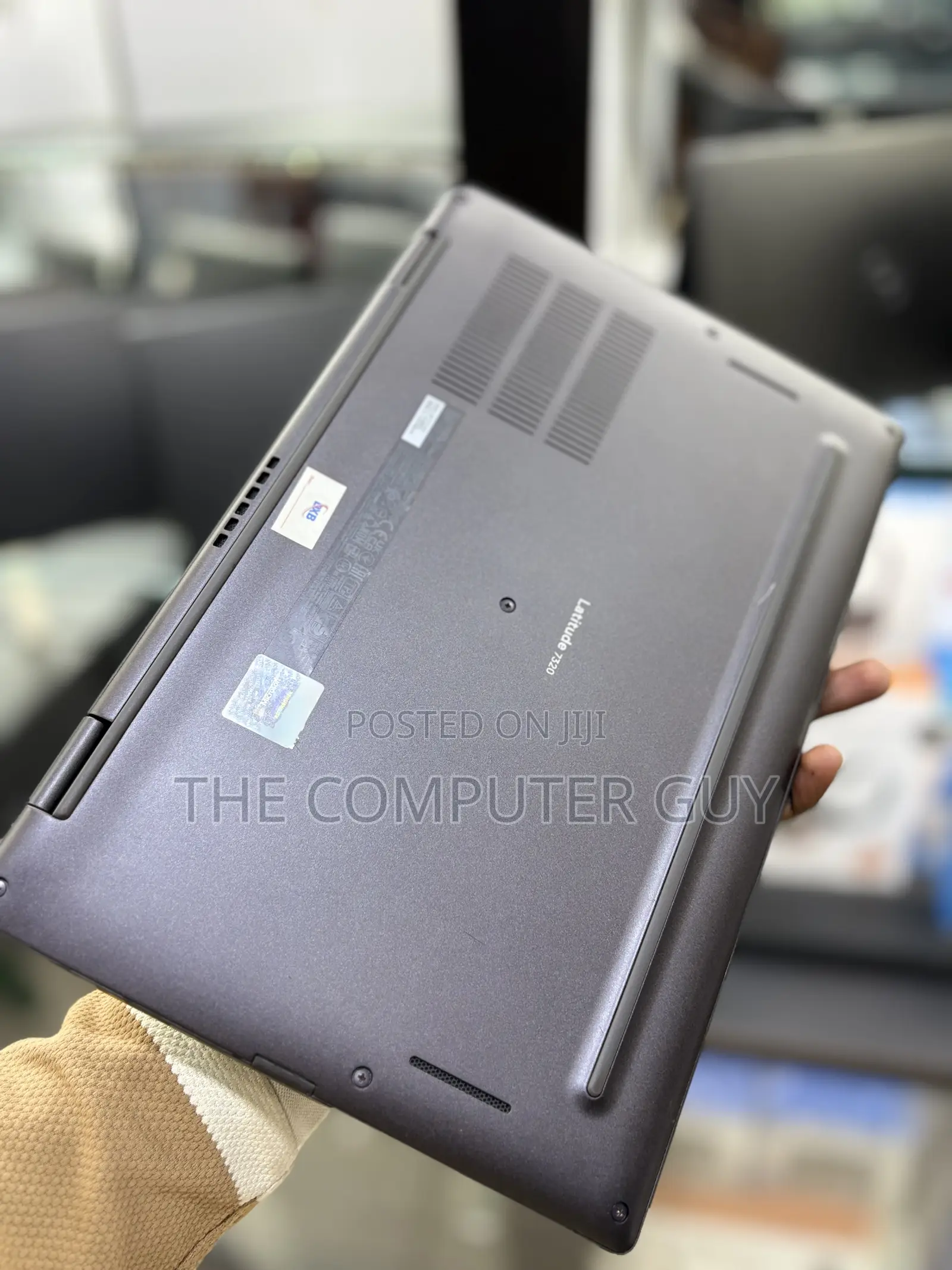 New Laptop Dell Latitude 7320 16GB Intel Core i7 SSD 256GB