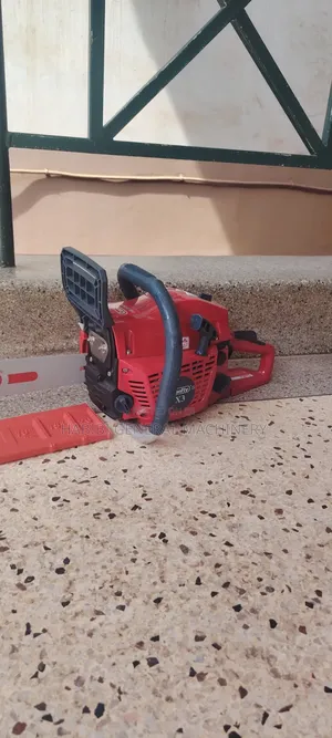 Quality Gasoline/Petrol 2 Stroke Chainsaws