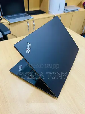 New Laptop Lenovo ThinkPad T480 8GB Intel Core i5 SSD 256GB