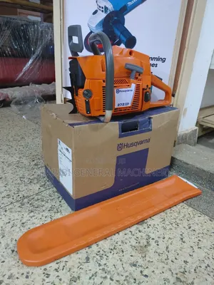 Husqvarna 2 Stroke/Gasoline Powered/Petrol Engine Chainsaw