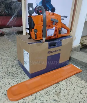 Husqvarna 2 Stroke/Gasoline Powered/Petrol Engine Chainsaw