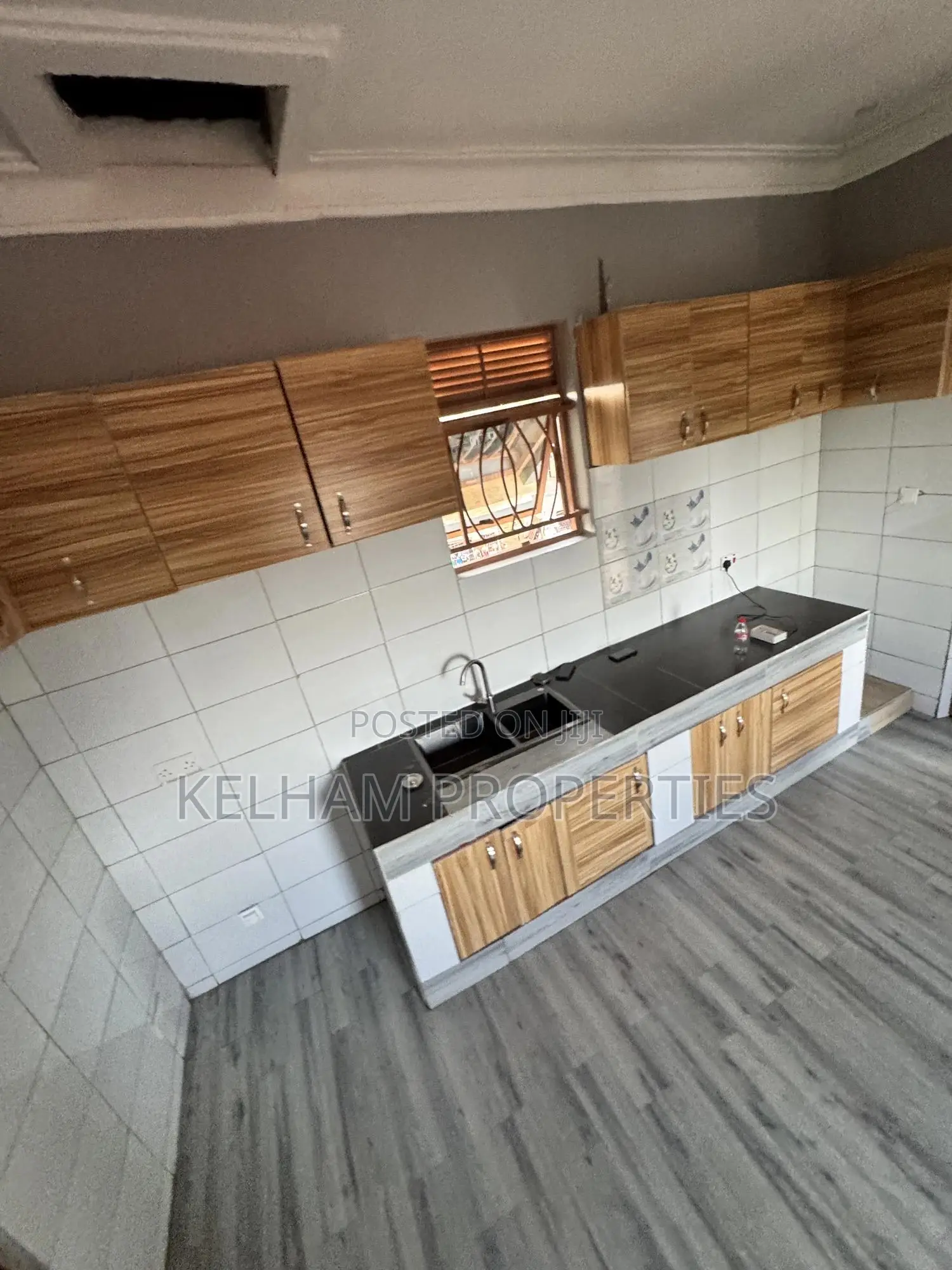 Postconstruction Cleaning Service