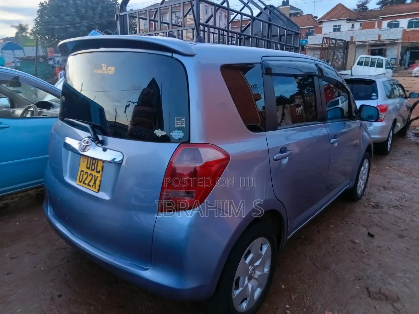Toyota Ractis 2012 Gray