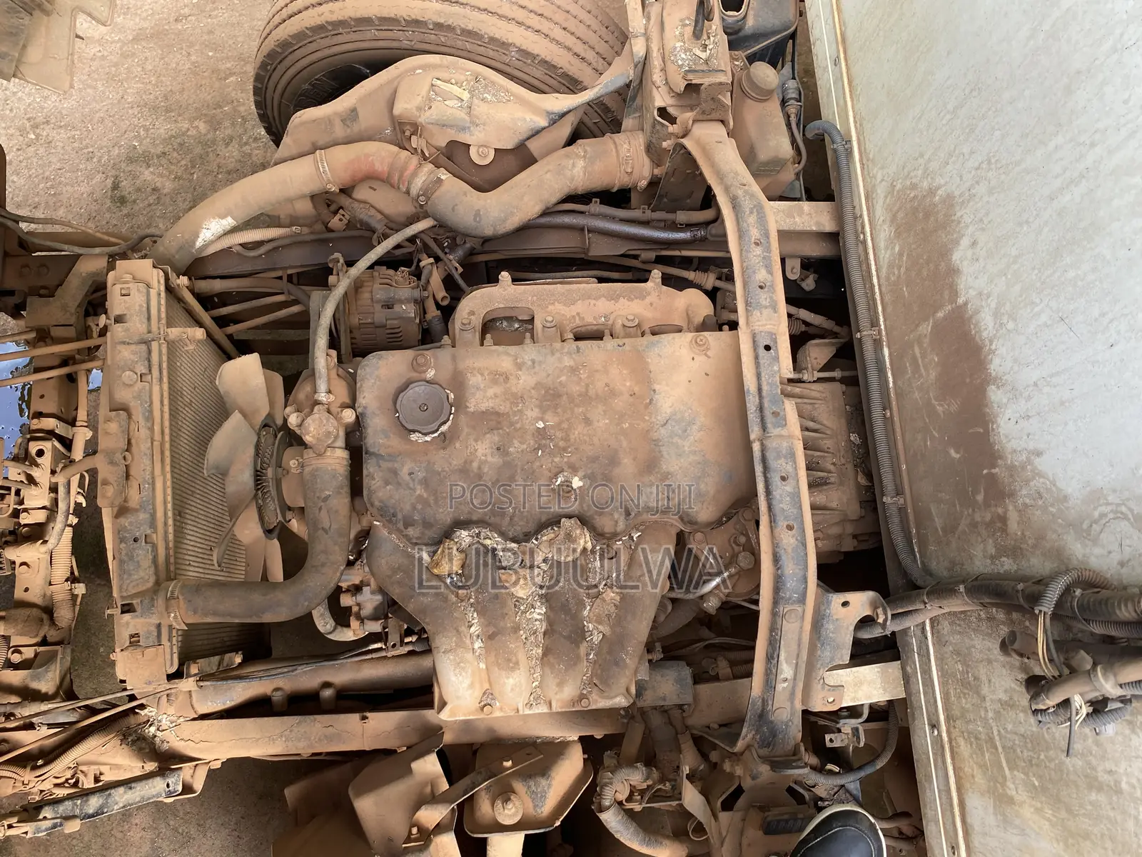 Canter Fuso 2000 White