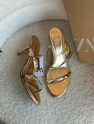 Capone Gerda Toe Heels.