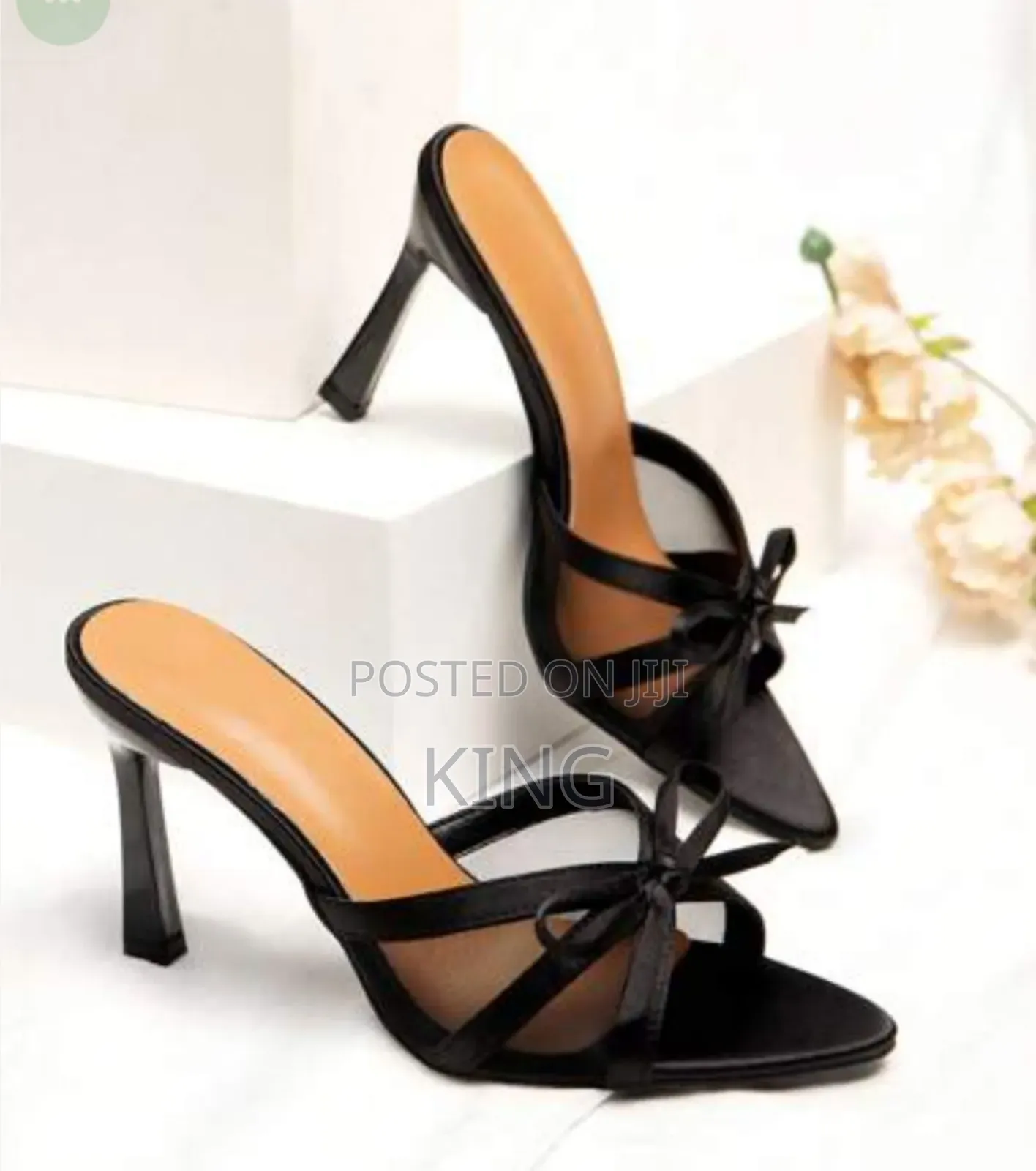 Cuccoo Chicest Rhinestone Bowknot Strap Thin Heel Sandals.