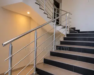 Modern Staircase Aluminum Guard Rail Installation Solutions