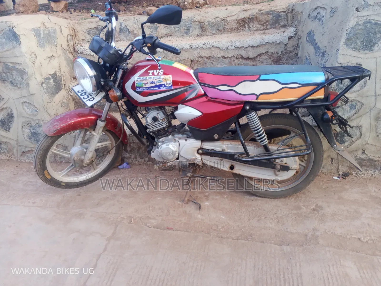 TVS HLX 125 2023 Red
