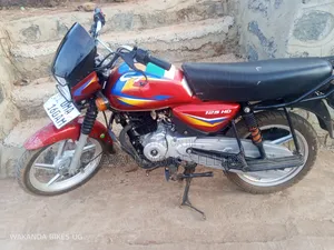 Bajaj Boxer 125 2025 Red