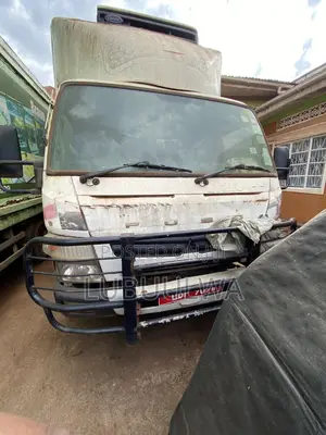 Canter Fuso 2000 White