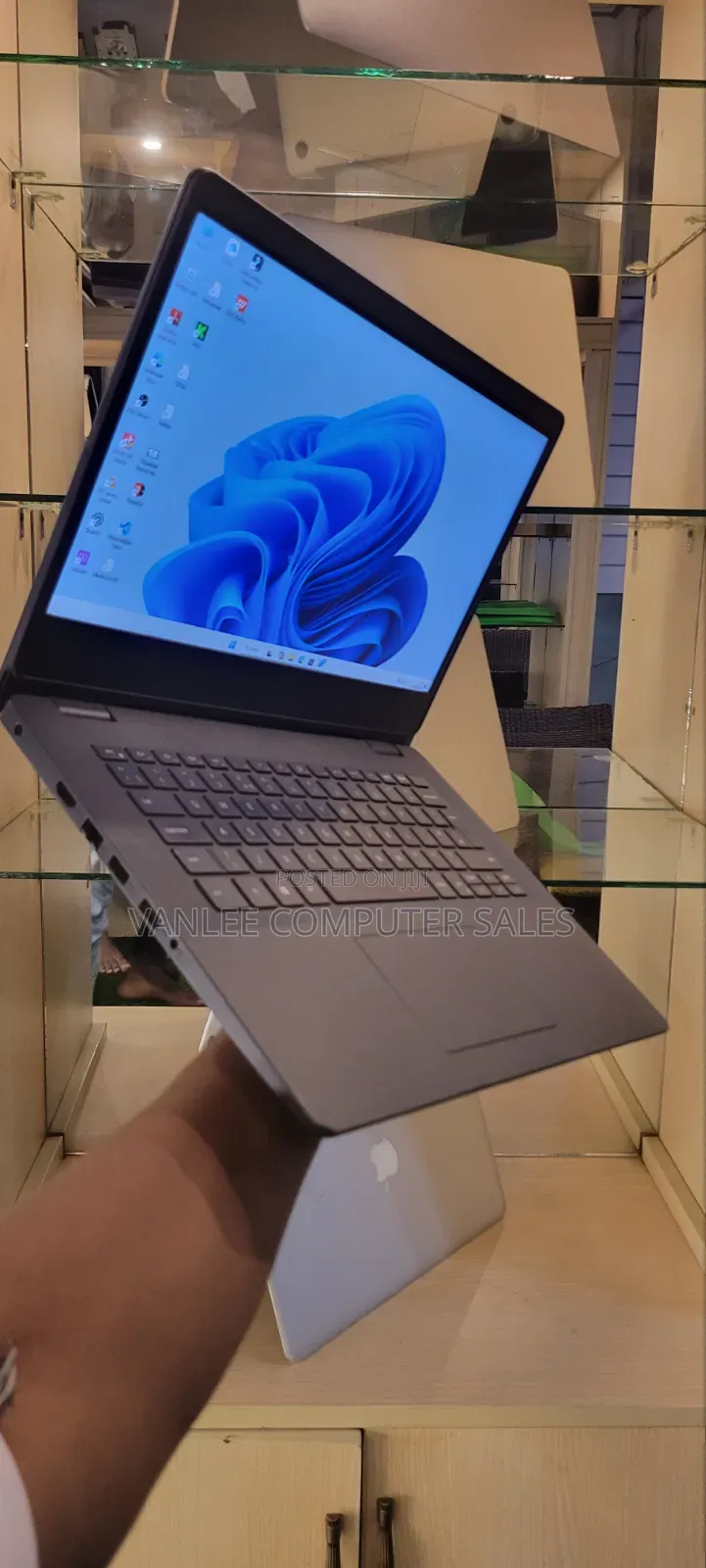 Laptop Dell Vostro 3400 8GB Intel Core i3 SSD 256GB