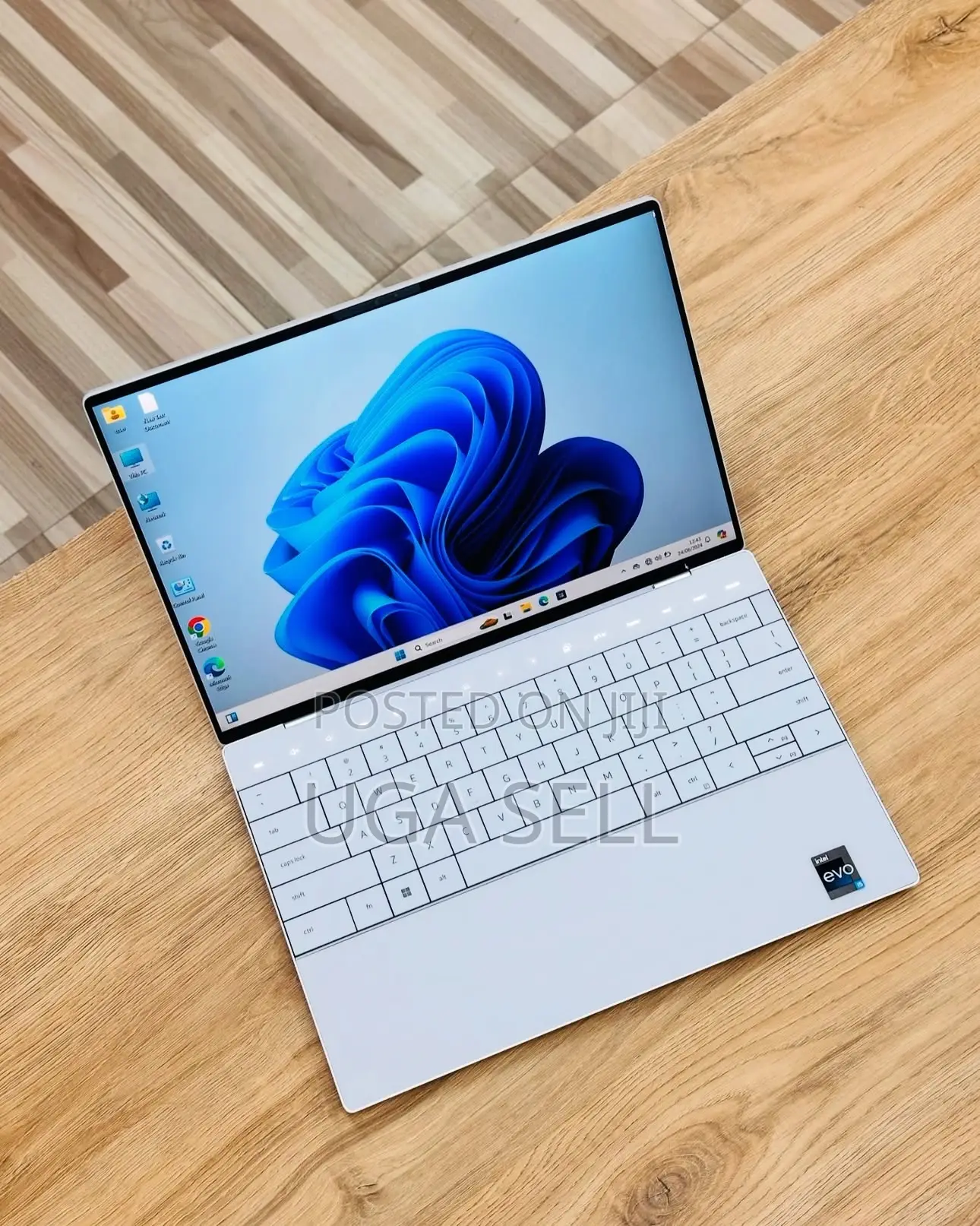 New Laptop Dell XPS 13 9320 16GB Intel Core i7 SSD 512GB