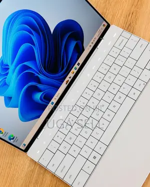 New Laptop Dell XPS 13 9320 16GB Intel Core i7 SSD 512GB