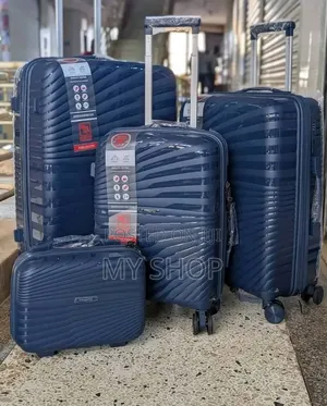 Large Travel Suitcase Set 4pcs – Secure Stylish Luggage