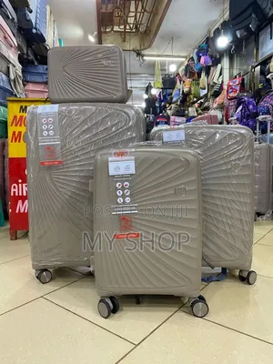 Classic Travel Suitcase Set – 4pcs With Smooth Wheels