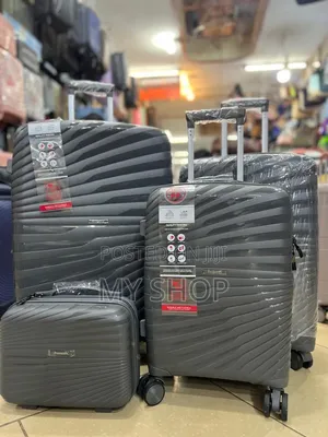 Luxury Travel Suitcase Set 4pcs – Ideal for Holidays Trips