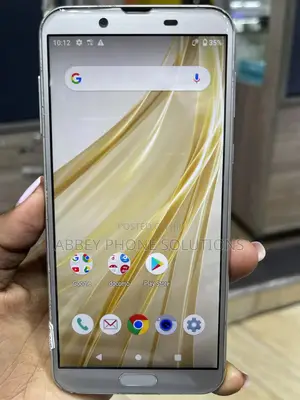 Sharp Aquos Sense 2 SHV43 32 GB Silver