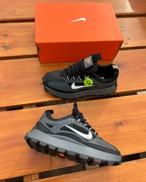 Nike Bailleli Sneakers Black and Greys