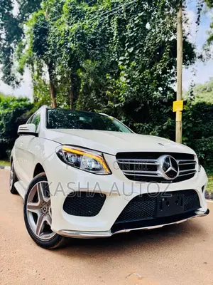 Mercedes-Benz GLE-Class 2017 White