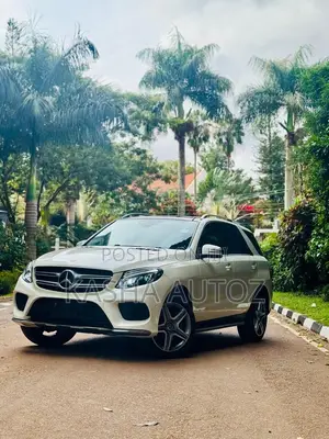Mercedes-Benz GLE-Class 2017 White