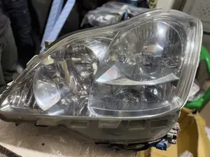 Toyota Crown 2004 - 2006 Headlamp