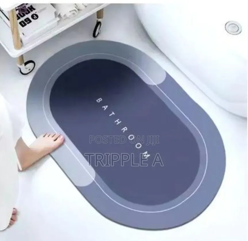 Unique Super Absorbent and Non Slip Bathroom Mat