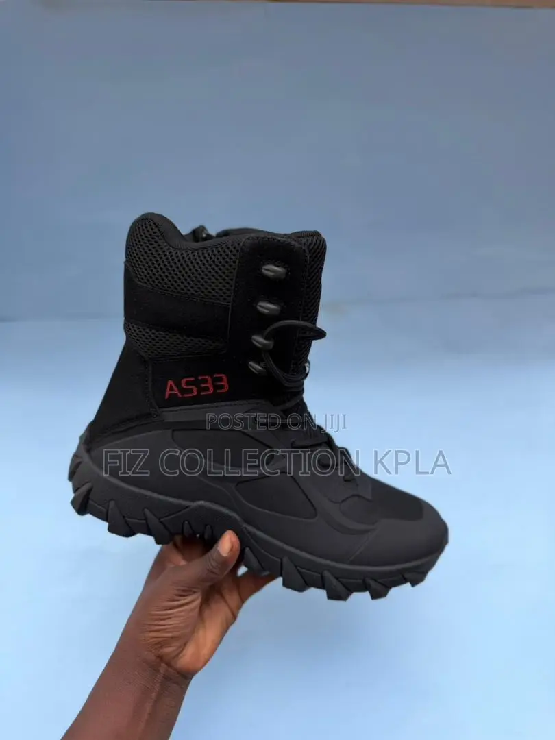 A533 Midnight Tactical Boot