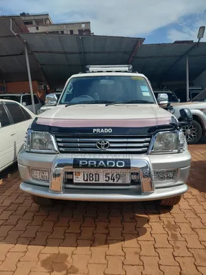 Toyota Land Cruiser Prado 2.7 5dr 2002 Pearl