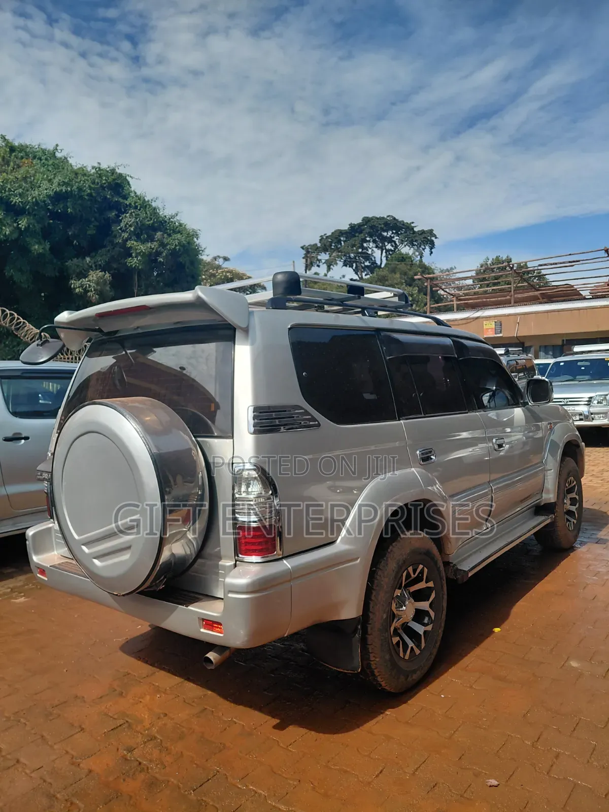 Toyota Land Cruiser Prado 2000 Pearl