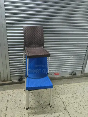 Matted Design Plastic Chairs Plastic Chairs